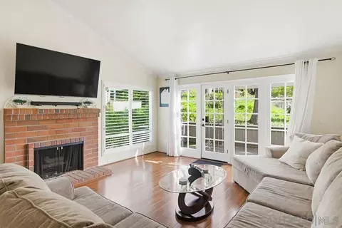 5571 Adobe Falls Rd #D, San Diego, CA 92120