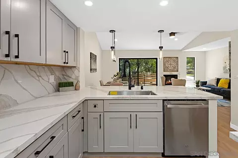 9899 Scripps Westview Way #243, San Diego, CA 92131