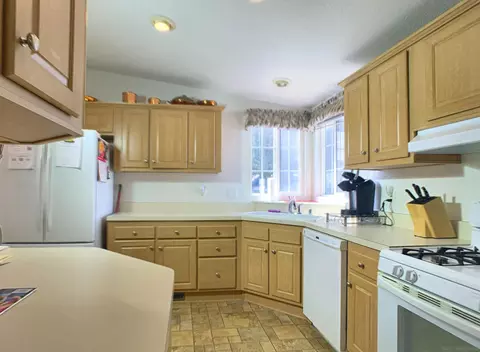 Kitchen - 3505 Alpine Blvd #57, Alpine, CA 91901 photo 2 of 3