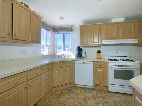 Kitchen - 3505 Alpine Blvd #57, Alpine, CA 91901 photo 1 of 3