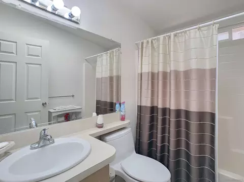 Bath - 3505 Alpine Blvd #57, Alpine, CA 91901 photo 3 of 3