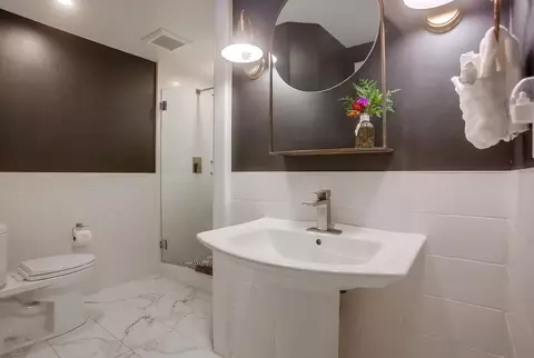Bath - 510 Neptune, Encinitas, CA 92024 photo 4 of 4