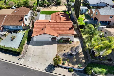 12435 Old Pomerado Rd, Poway, CA 92064 photo 3