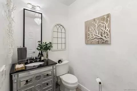 Bath - 506 S Pacific St, Oceanside, CA 92054 photo 1 of 5