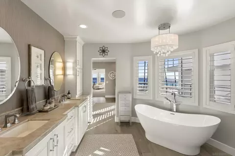 Bath - 506 S Pacific St, Oceanside, CA 92054 photo 4 of 5