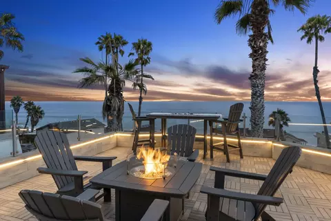 Exterior - 506 S Pacific St, Oceanside, CA 92054 photo 2 of 2