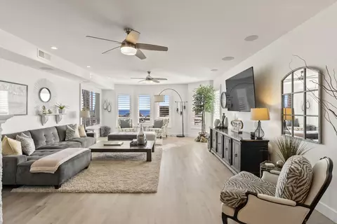 Living - 506 S Pacific St, Oceanside, CA 92054 photo 1 of 2