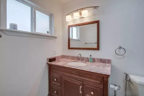 Bath - 10520 El Nopal, Santee, CA 92071 photo 3 of 4
