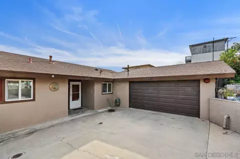 9545 Chestnut St, Spring Valley, CA 91977 photo 4