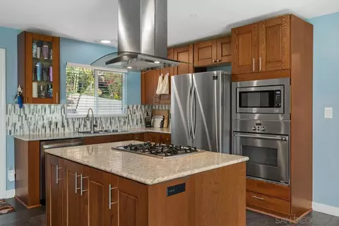 9545 Chestnut St, Spring Valley, CA 91977 photo 9