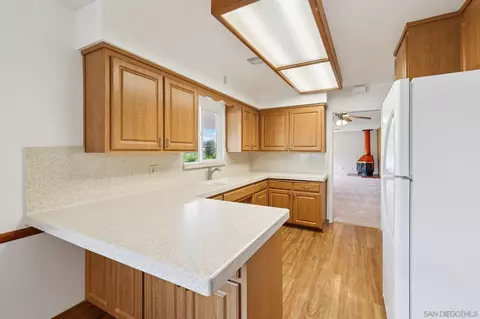 Kitchen - 9070 Paradise Park Dr, Lakeside, CA 92040 photo 1 of 4