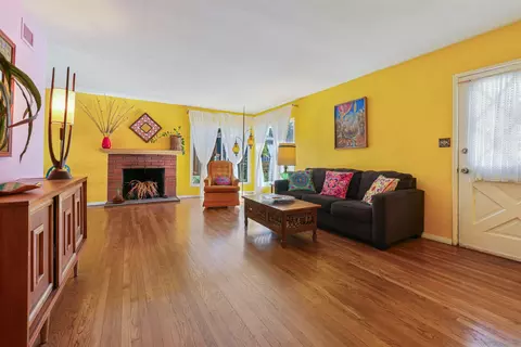 Living - 6110 Amaya Dr, La Mesa, CA 91942 photo 2 of 4