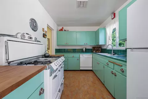 Kitchen - 6110 Amaya Dr, La Mesa, CA 91942 photo 1 of 2