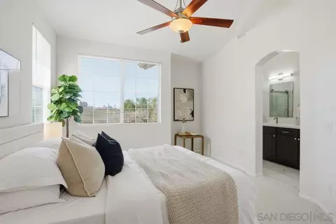 Bedroom - 370 Carmel Creeper Pl, Encinitas, CA 92024 photo 2 of 4