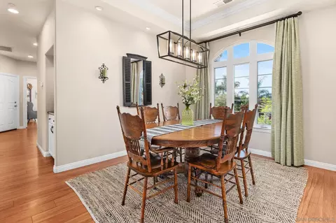Dining - 28373 Cavalier Ct, Escondido, CA 92026 photo 2 of 2