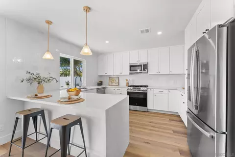 5219 Gaylord Dr, San Diego, CA 92117
