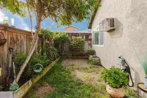 Exterior - 10214 Michala Pl, Santee, CA 92071 photo 4 of 7
