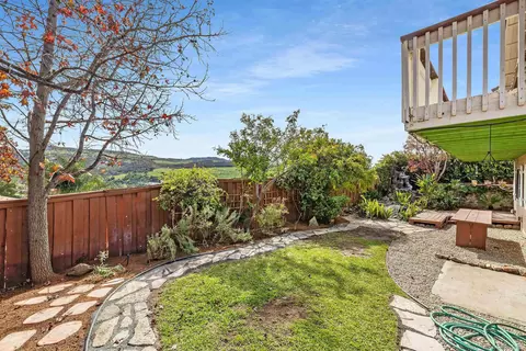 Exterior - 9118 Sesi Ln, Lakeside, CA 92040 photo 3 of 4