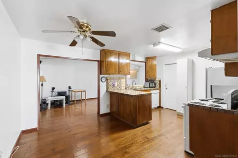 Kitchen - 538 Paraiso Ave, Spring Valley, CA 91977 photo 3 of 3