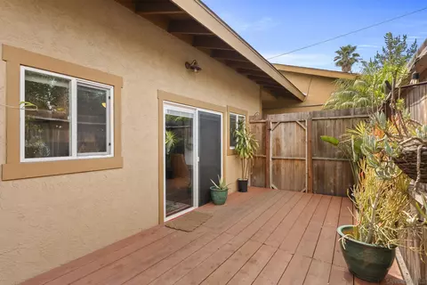Exterior - 489 La Costa Ave, Encinitas, CA 92024 photo 2 of 11