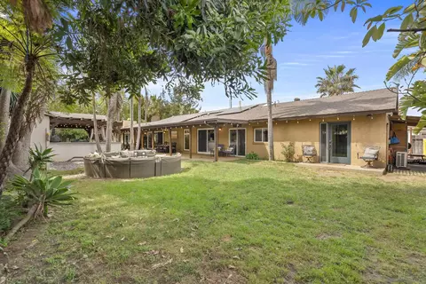 Exterior - 489 La Costa Ave, Encinitas, CA 92024 photo 3 of 11