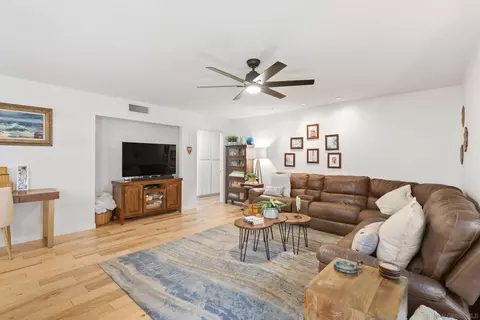 Living - 489 La Costa Ave, Encinitas, CA 92024 photo 2 of 3