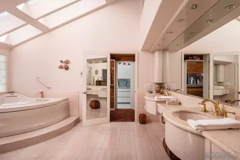 Bath - 39 The Pt, Coronado, CA 92118 photo 1 of 5