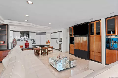 Living - 39 The Pt, Coronado, CA 92118 photo 5 of 5