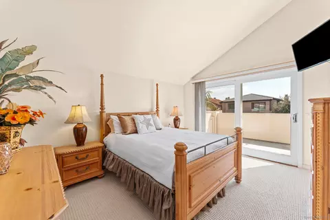 Bedroom - 39 The Pt, Coronado, CA 92118 photo 5 of 6