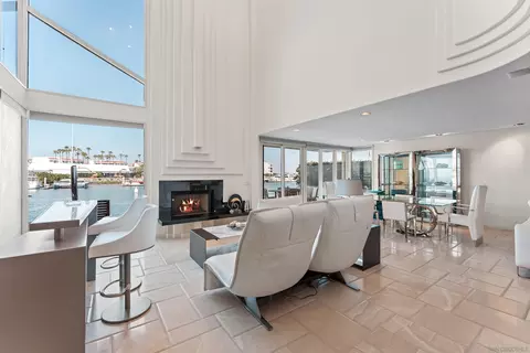 Living - 39 The Pt, Coronado, CA 92118 photo 3 of 5