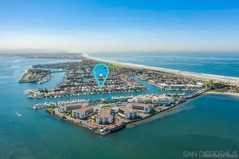 39 The Pt, Coronado, CA 92118