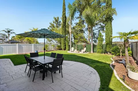 Exterior - 32666 Clearvail Dr, Temecula, CA 92592 photo 2 of 3