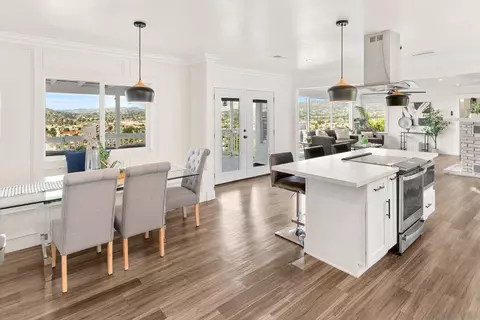 1192 Merritt Dr, El Cajon, CA 92020