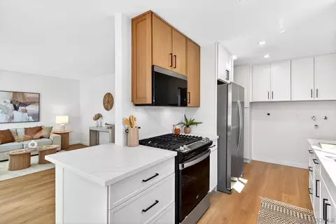 Kitchen - 156 Francesca Dr, Oceanside, CA 92057 photo 1 of 4