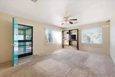 Living - 214 Summit Ave, Fallbrook, CA 92028 photo 1 of 4