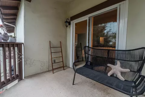 Exterior - 175 Maple Ave #4, Carlsbad, CA 92008 photo 2 of 14