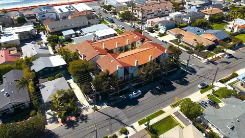 View/Area - 175 Maple Ave #4, Carlsbad, CA 92008 photo 4 of 6