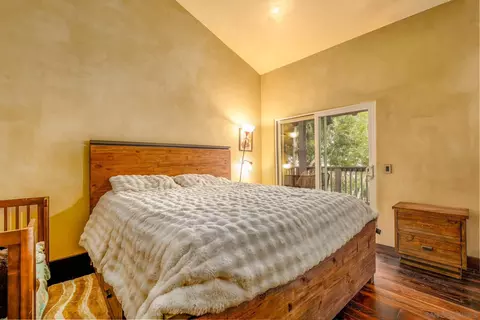 Bedroom - 175 Maple Ave #4, Carlsbad, CA 92008 photo 1 of 2