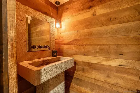 Bath - 175 Maple Ave #4, Carlsbad, CA 92008 photo 6 of 6