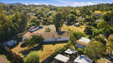 View/Area - 646 Barsby St, Vista, CA 92084 photo 3 of 5