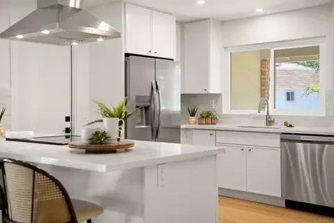 Kitchen - 646 Barsby St, Vista, CA 92084 photo 8 of 8