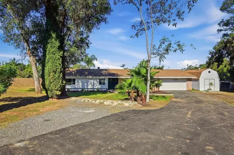 Exterior - 646 Barsby St, Vista, CA 92084 photo 1 of 7