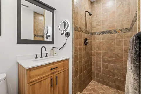 Bath - 168 Carey Rd, Oceanside, CA 92054 photo 1 of 2