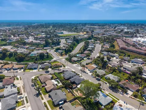 View/Area - 168 Carey Rd, Oceanside, CA 92054 photo 4 of 4