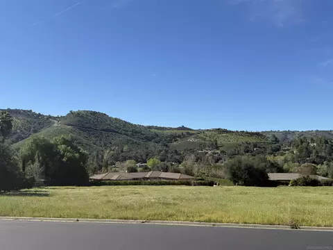 luiseno circle dr, Pauma Valley Dr, CA 92061