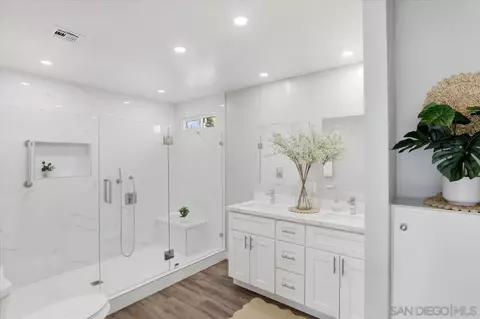 7023 San Bartolo #41, Carlsbad, CA 92011