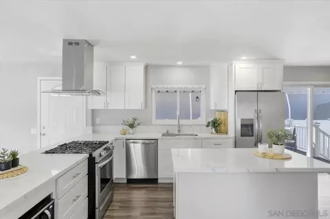 7023 San Bartolo #41, Carlsbad, CA 92011