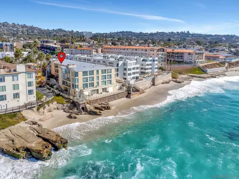 202 Coast Blvd #8, La Jolla, CA 92037