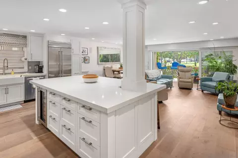 1155 Star Park Cir #1A, Coronado, CA 92118