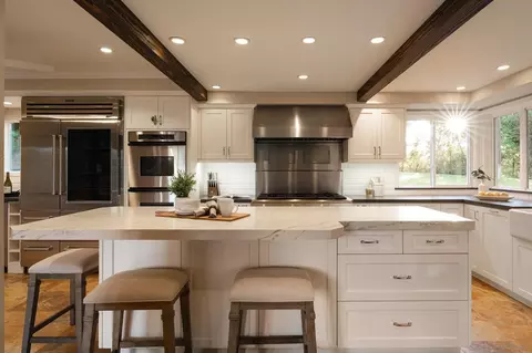 Kitchen - 16462 Martincoit Rd, Poway, CA 92064 photo 2 of 7